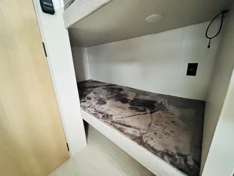 2024 Forest River 2024 Forest River Wildwood FSX - thumbnail 27