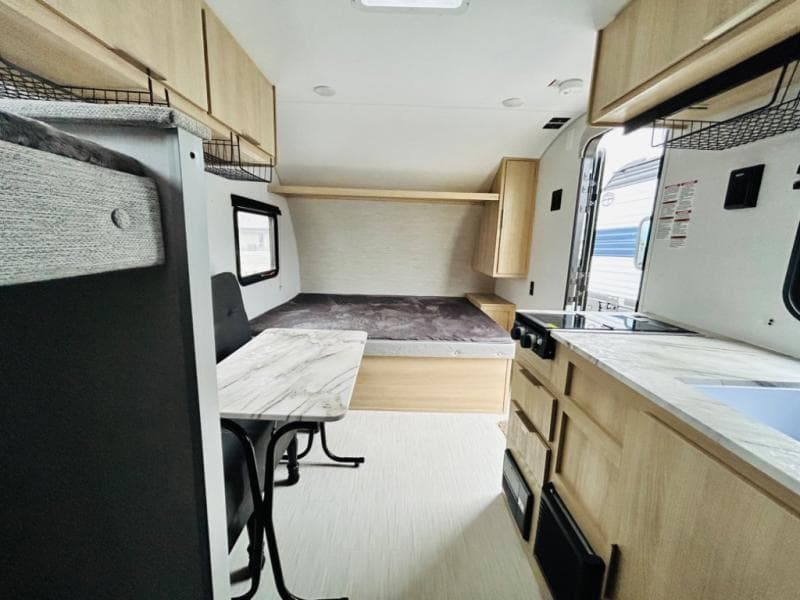 2024 Forest River 2024 Forest River Wildwood FSX - thumbnail 29