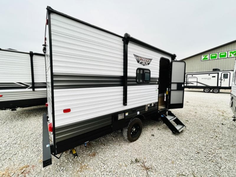 2024 Forest River 2024 Forest River Wildwood FSX - thumbnail 35