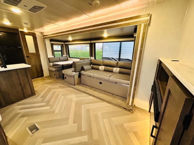 2022 Forest River 2022 Forest River Wildwood - thumbnail 4