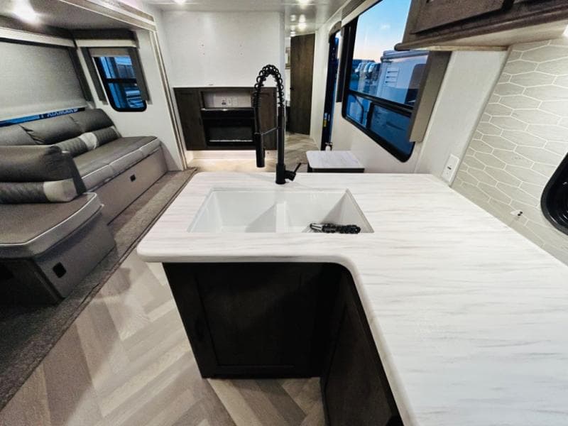 2022 Forest River 2022 Forest River Wildwood - thumbnail 27