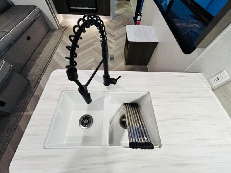 2022 Forest River 2022 Forest River Wildwood - thumbnail 28