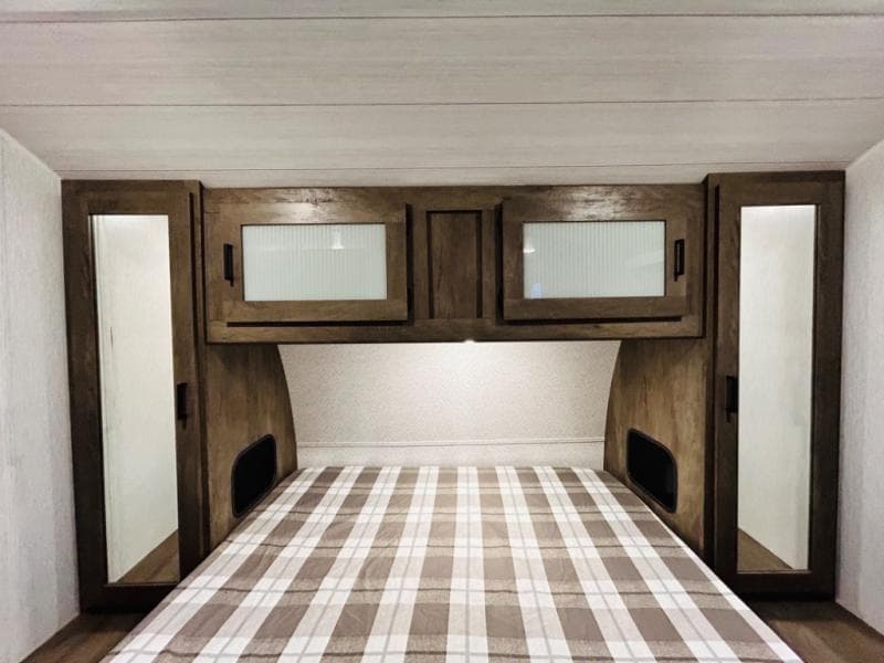 2022 Forest River 2022 Forest River Wildwood - thumbnail 49