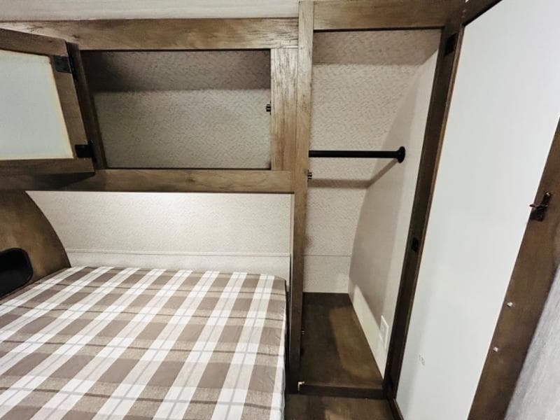 2022 Forest River 2022 Forest River Wildwood - thumbnail 54