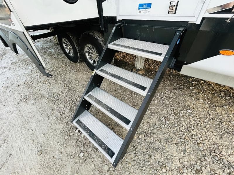 2022 Jayco 2022 Jayco North Point - thumbnail 65