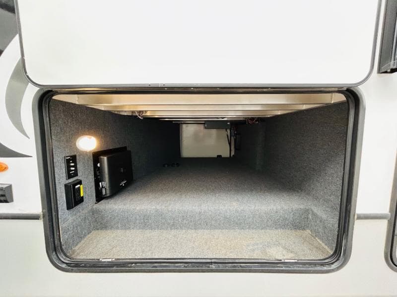 2022 Keystone 2022 Keystone Cougar - thumbnail 17