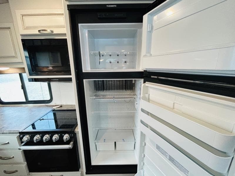 2022 Keystone 2022 Keystone Cougar - thumbnail 24