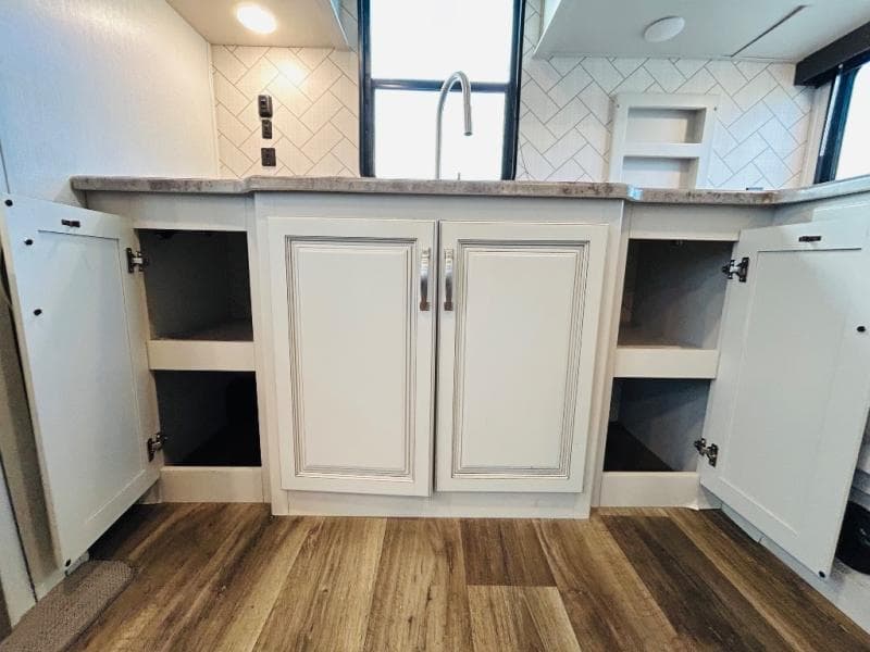 2022 Keystone 2022 Keystone Cougar - thumbnail 35