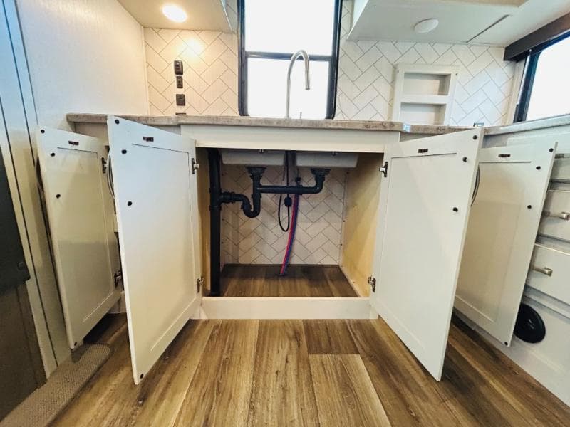 2022 Keystone 2022 Keystone Cougar - thumbnail 36