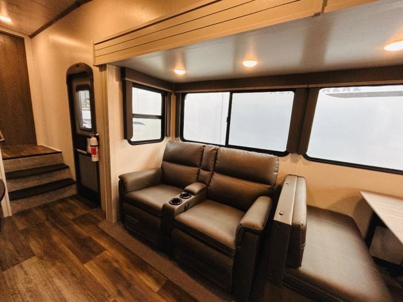 2022 Keystone 2022 Keystone Cougar - thumbnail 45