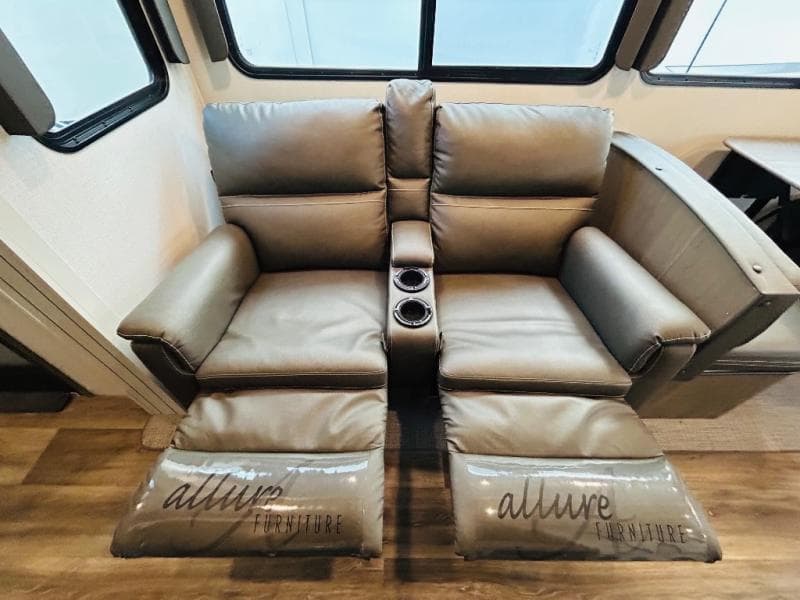 2022 Keystone 2022 Keystone Cougar - thumbnail 47