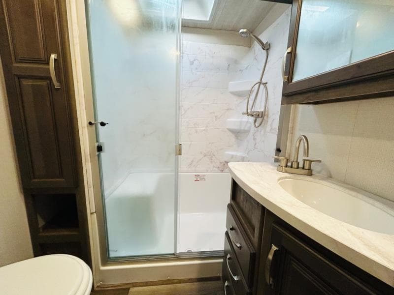 2022 Keystone 2022 Keystone Cougar - thumbnail 50