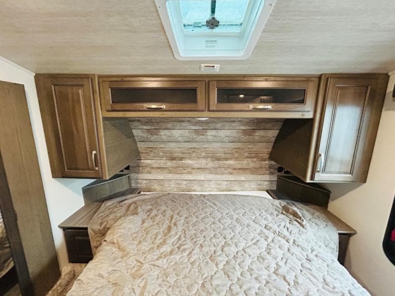 2022 Keystone 2022 Keystone Cougar - thumbnail 63