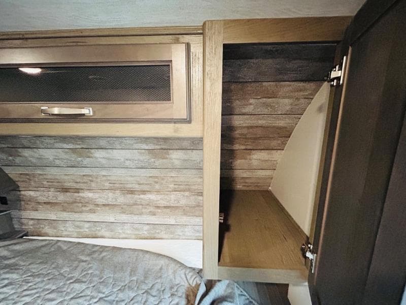 2022 Keystone 2022 Keystone Cougar - thumbnail 65