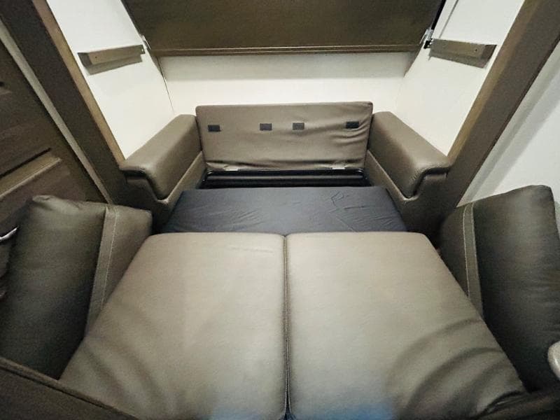 2022 Keystone 2022 Keystone Cougar - thumbnail 77