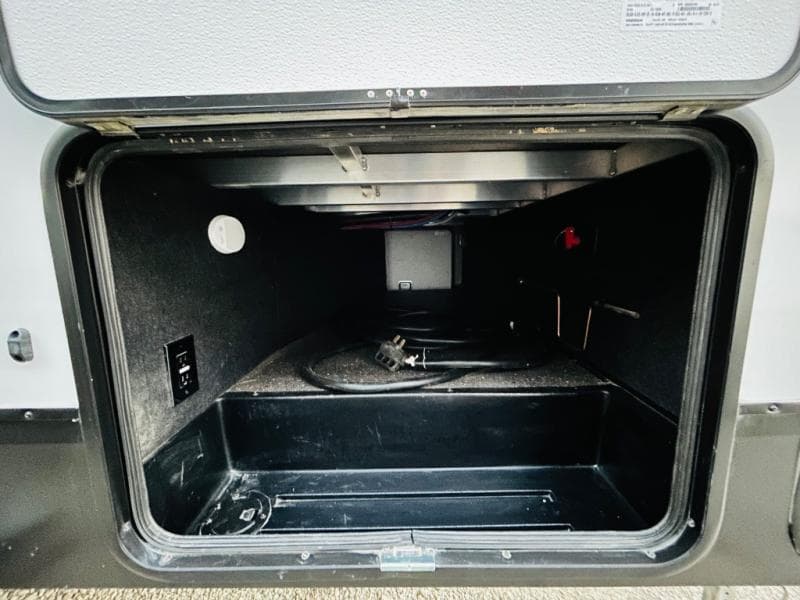 2022 Grand Design 2022 Grand Design Reflection 150 Series - thumbnail 21