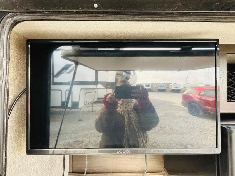 2022 Grand Design 2022 Grand Design Reflection 150 Series - thumbnail 24