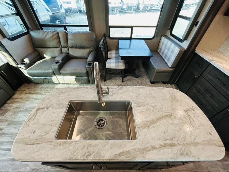 2022 Grand Design 2022 Grand Design Reflection 150 Series - thumbnail 36