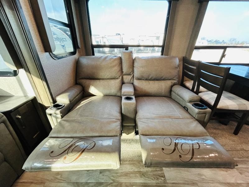 2022 Grand Design 2022 Grand Design Reflection 150 Series - thumbnail 60