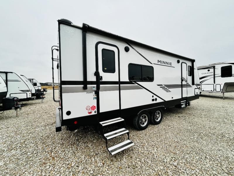 2022 Winnebago 2022 Winnebago Minnie Plus - thumbnail 5