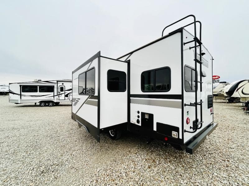 2022 Winnebago 2022 Winnebago Minnie Plus - thumbnail 7