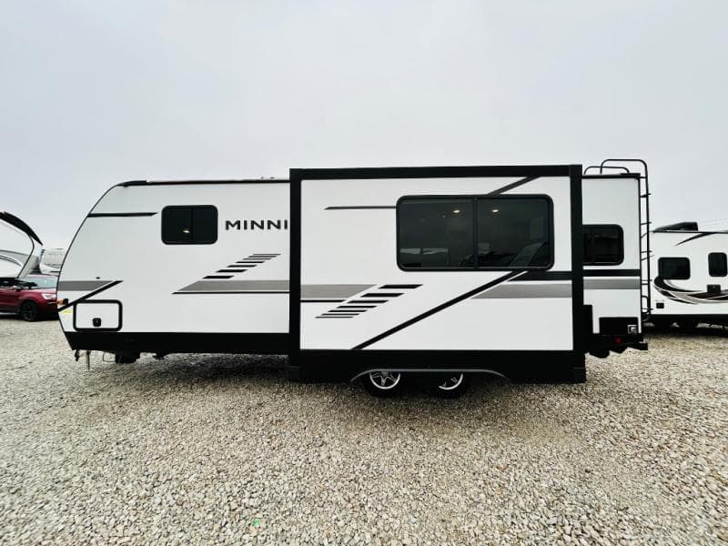 2022 Winnebago 2022 Winnebago Minnie Plus - thumbnail 8