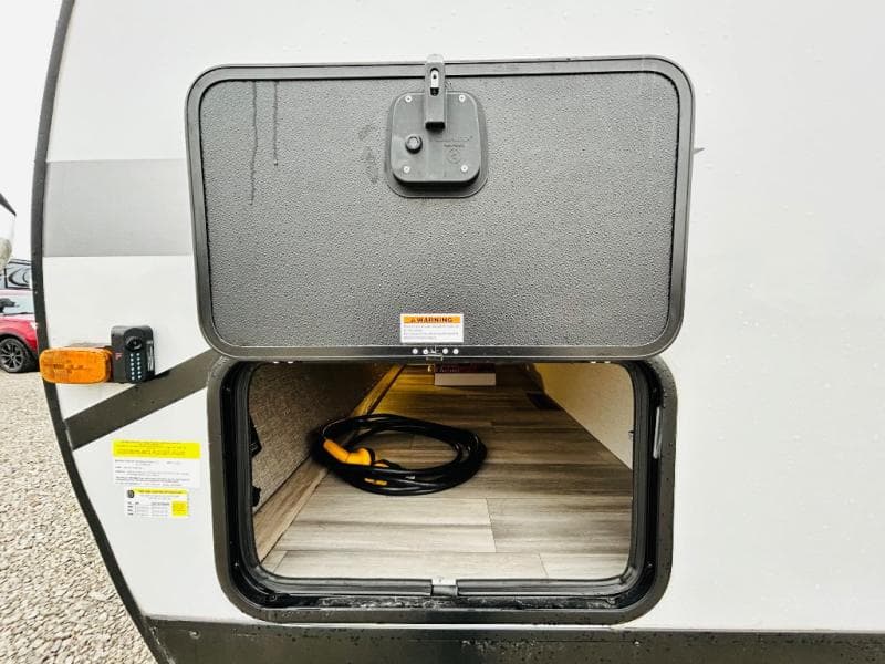 2022 Winnebago 2022 Winnebago Minnie Plus - thumbnail 16