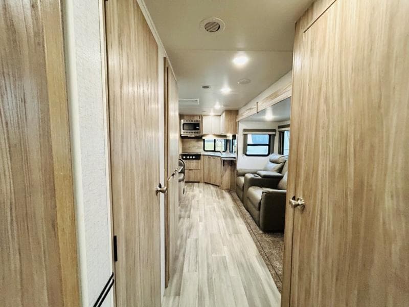2022 Winnebago 2022 Winnebago Minnie Plus - thumbnail 21