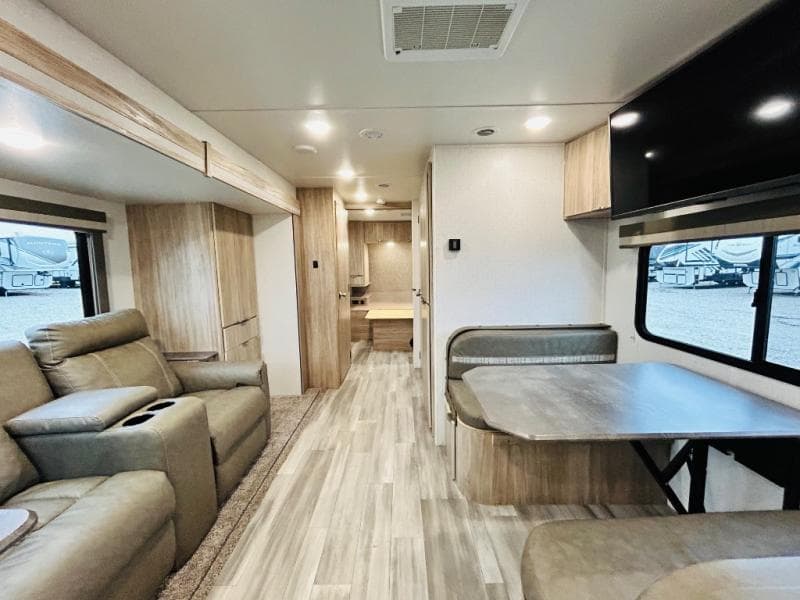 2022 Winnebago 2022 Winnebago Minnie Plus - thumbnail 22