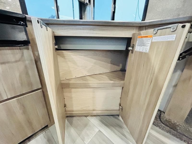 2022 Winnebago 2022 Winnebago Minnie Plus - thumbnail 43