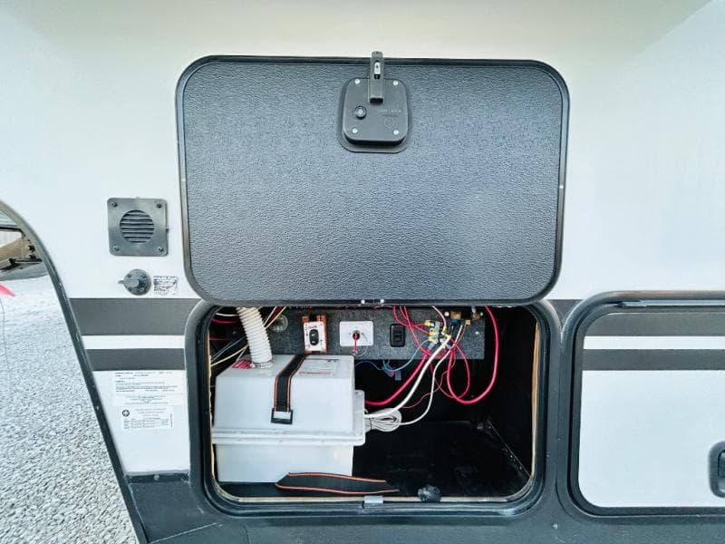 2020 Winnebago 2020 Winnebago Minnie Plus - thumbnail 16