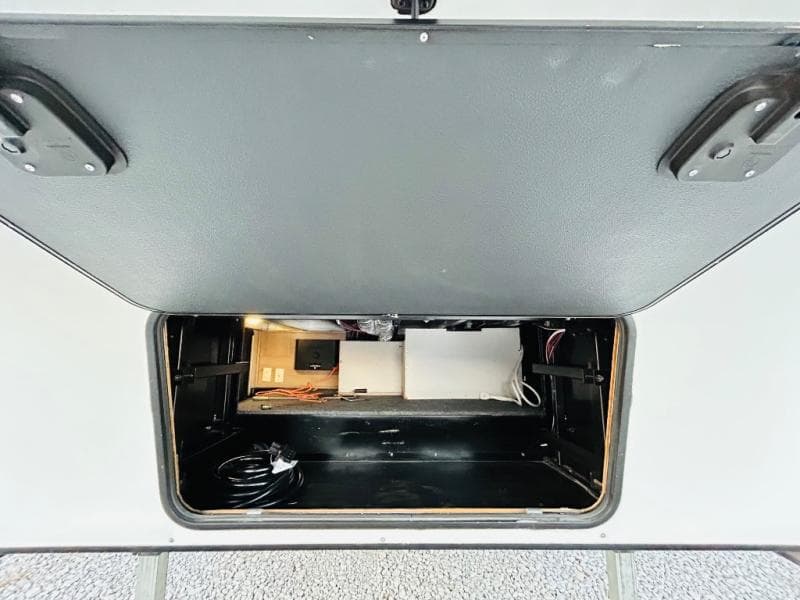 2020 Winnebago 2020 Winnebago Minnie Plus - thumbnail 18