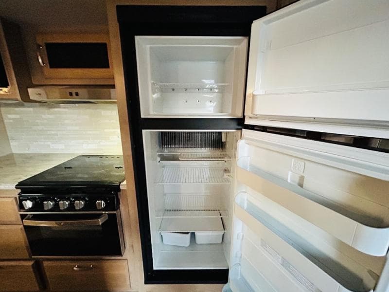 2020 Winnebago 2020 Winnebago Minnie Plus - thumbnail 37