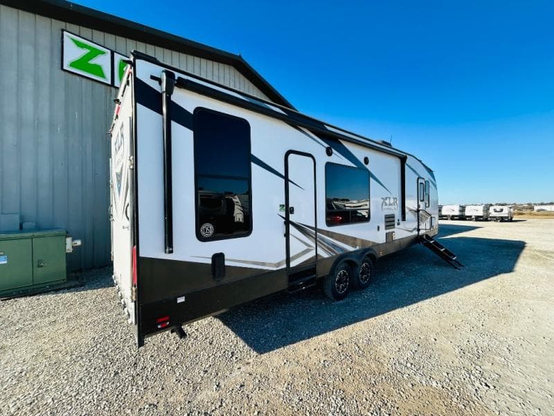 2019 Forest River 2019 Forest River XLR Hyper Lite - thumbnail 4