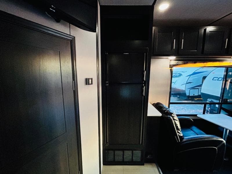 2019 Forest River 2019 Forest River XLR Hyper Lite - thumbnail 37