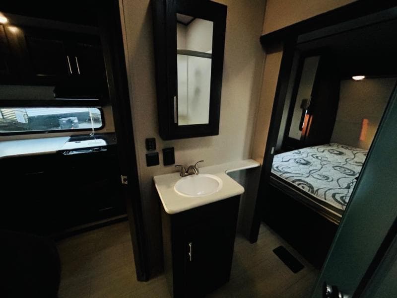 2019 Forest River 2019 Forest River XLR Hyper Lite - thumbnail 51