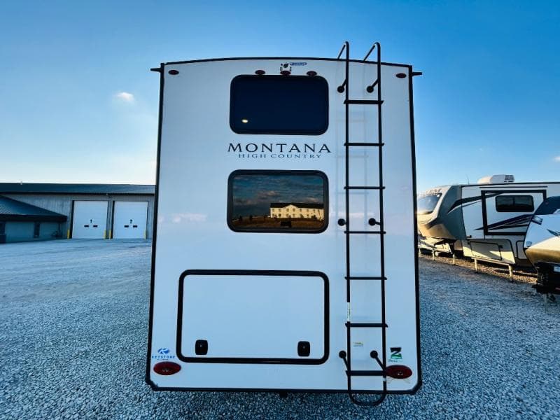2023 Keystone 2023 Keystone Montana High Country - thumbnail 6