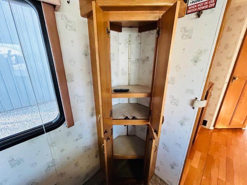 1999 Safari 1999 Safari SAFARI - thumbnail 77