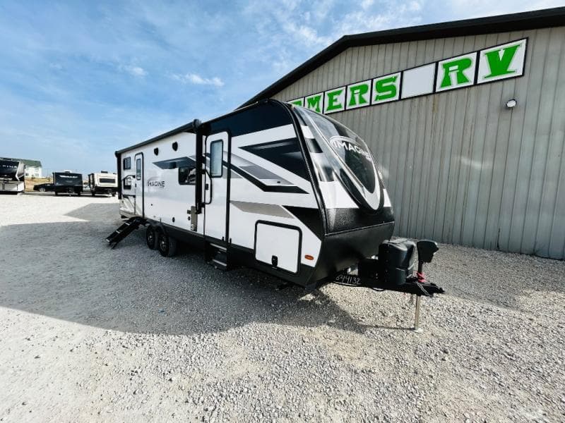 2023 Grand Design 2023 Grand Design Imagine - thumbnail 3