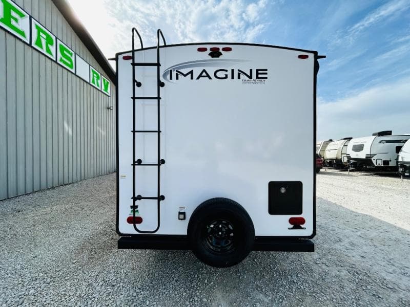 2023 Grand Design 2023 Grand Design Imagine - thumbnail 6