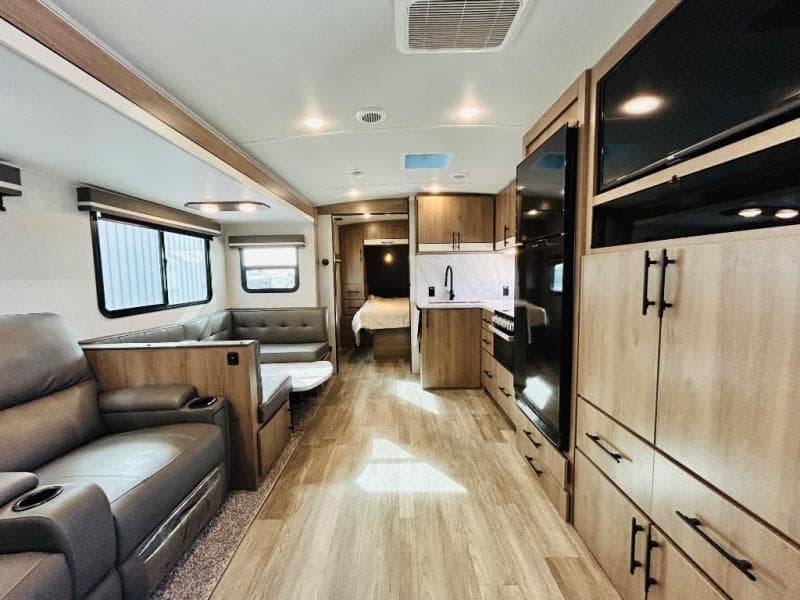 2023 Grand Design 2023 Grand Design Imagine - thumbnail 18