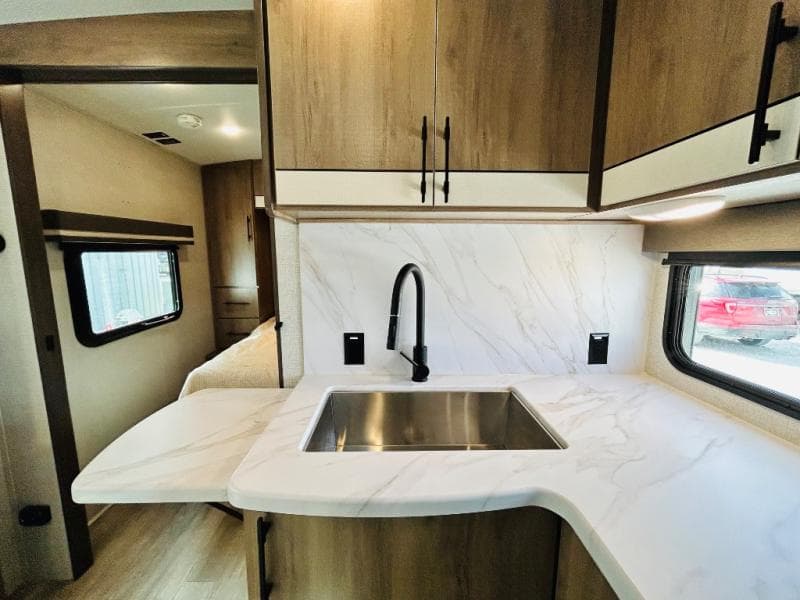 2023 Grand Design 2023 Grand Design Imagine - thumbnail 28