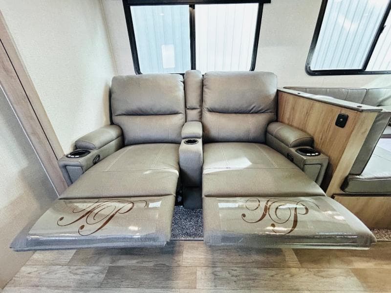 2023 Grand Design 2023 Grand Design Imagine - thumbnail 51