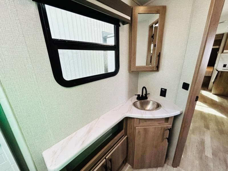 2023 Grand Design 2023 Grand Design Imagine - thumbnail 64