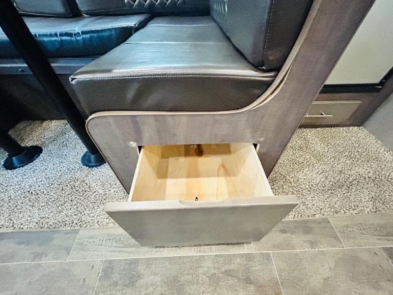 2020 CrossRoads 2020 CrossRoads Cruiser Aire - thumbnail 54