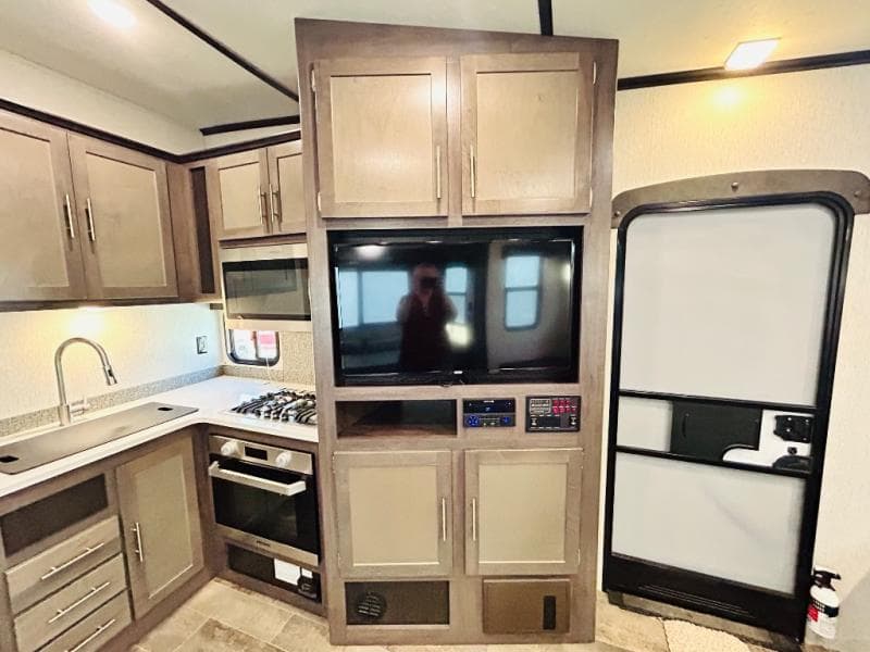 2020 CrossRoads 2020 CrossRoads Cruiser Aire - thumbnail 58