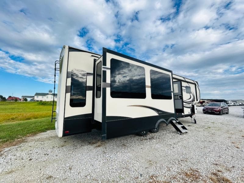 2015 Keystone 2015 Keystone Alpine - thumbnail 4