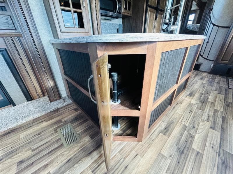 2015 Keystone 2015 Keystone Alpine - thumbnail 40