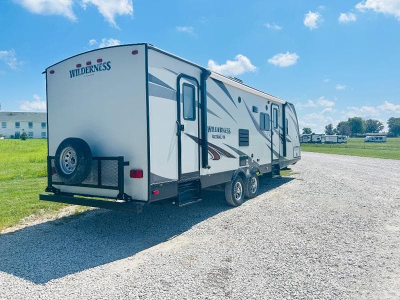 2017 Heartland 2017 Heartland Wilderness - thumbnail 3