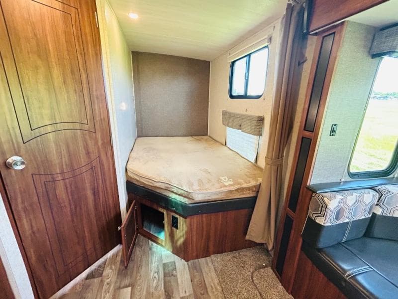 2017 Heartland 2017 Heartland Wilderness - thumbnail 25